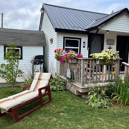 The Coastal Cabins In New Brunswick Hotel Cape Tormentine Exterior photo