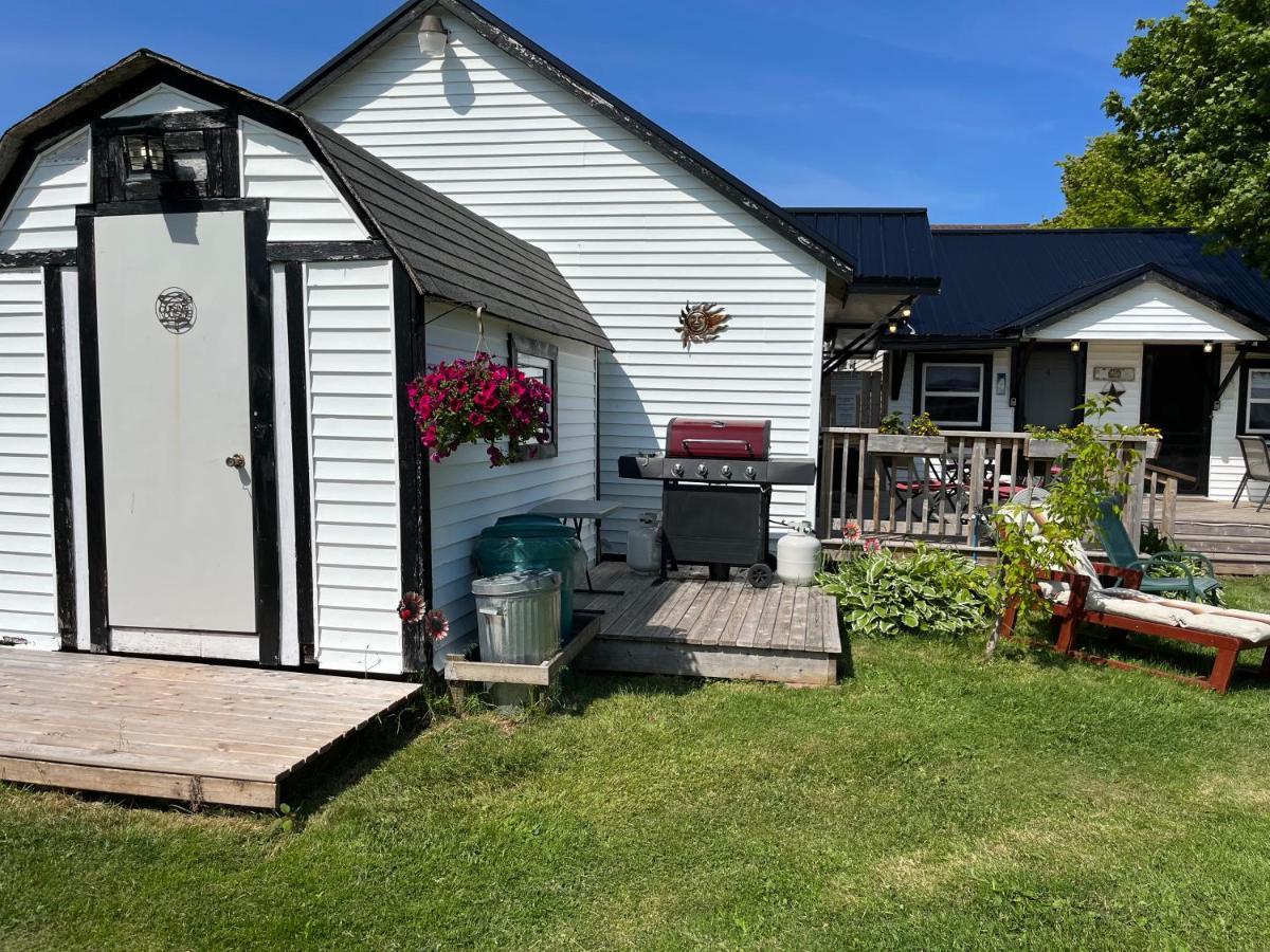 The Coastal Cabins In New Brunswick Hotel Cape Tormentine Exterior photo